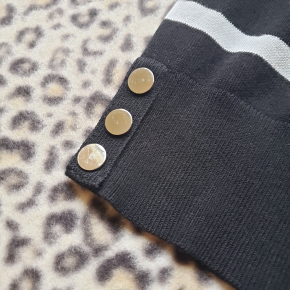 WHBM Black and White Sweater Stripe Tunic Top, Size Medium, EUC, Style 57009817 - Picture 4 of 13